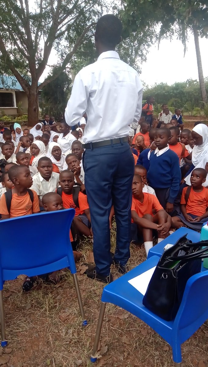 onlinedoctortz's tweet photo. Tunapanda mbegu ya ushindi kwa taifa la sasa na kesho. #ElimuNaAfyaSilahaMuhimuKwaNdotoZetu #Videa https://t.co/fZiJb5CqDT
