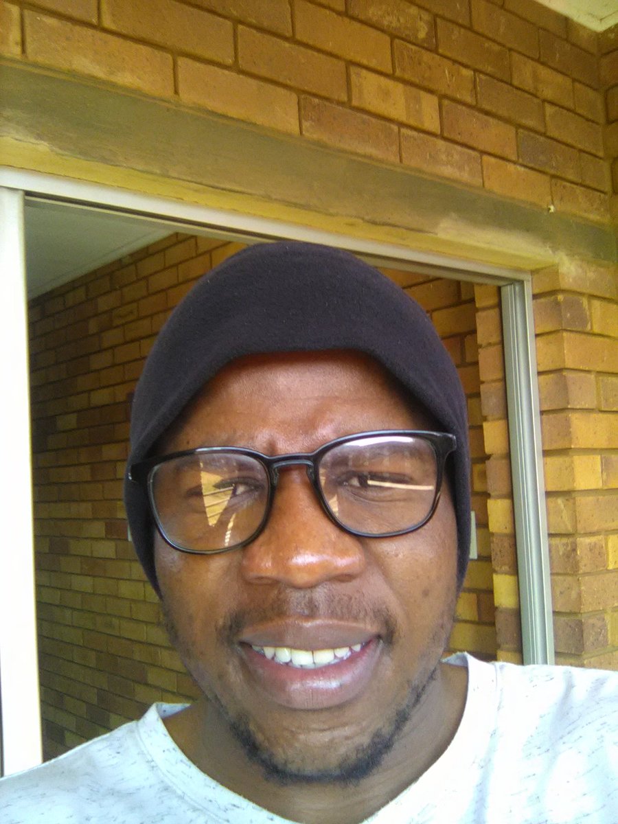 GoodmanMabunda's tweet photo. God will never let us down because his love is unconditional. We all gonna survive 2020 against all odds #MarioVulgate AMEN π€ https://t.co/zYij1qHRDW