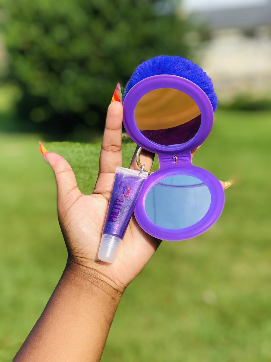 LexYxxng's tweet photo. @KevinBobby It cost $0 to retweet and support my black owned business💕 #BlackOwnedBusiness

Link: https://t.co/vq7JNS9yxz https://t.co/khbBcZlNAU