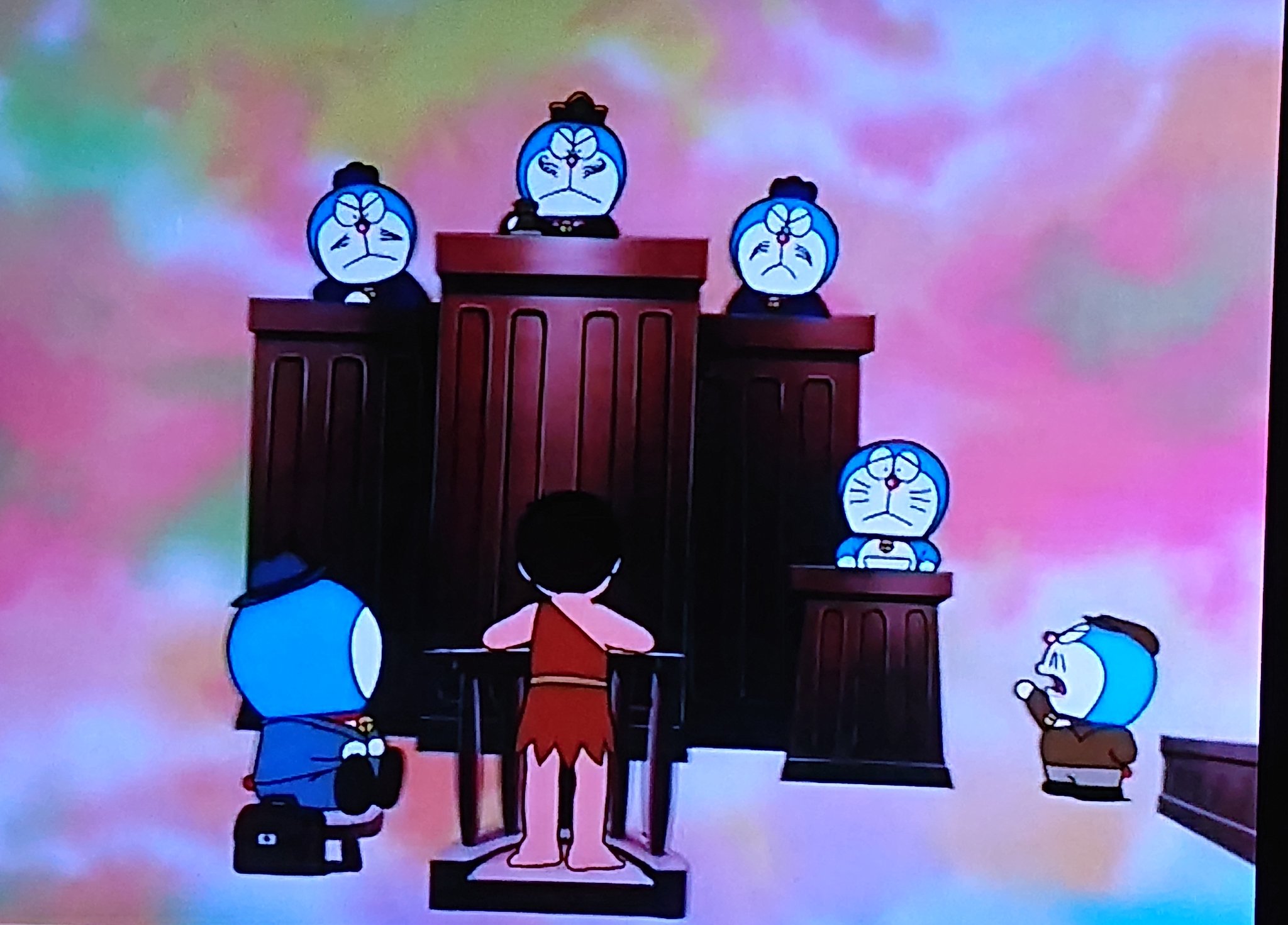 三号 では野比のび太は眠りたいというのだな あ はい 寝たいんです では死刑 なんとかして ドラえもん 私はドラえもんじゃない 君の弁護士だよ 弁護士さん なんとかして 君の居眠りには弁護の余地がない 判決 被告