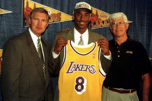 Lake Show tweet media