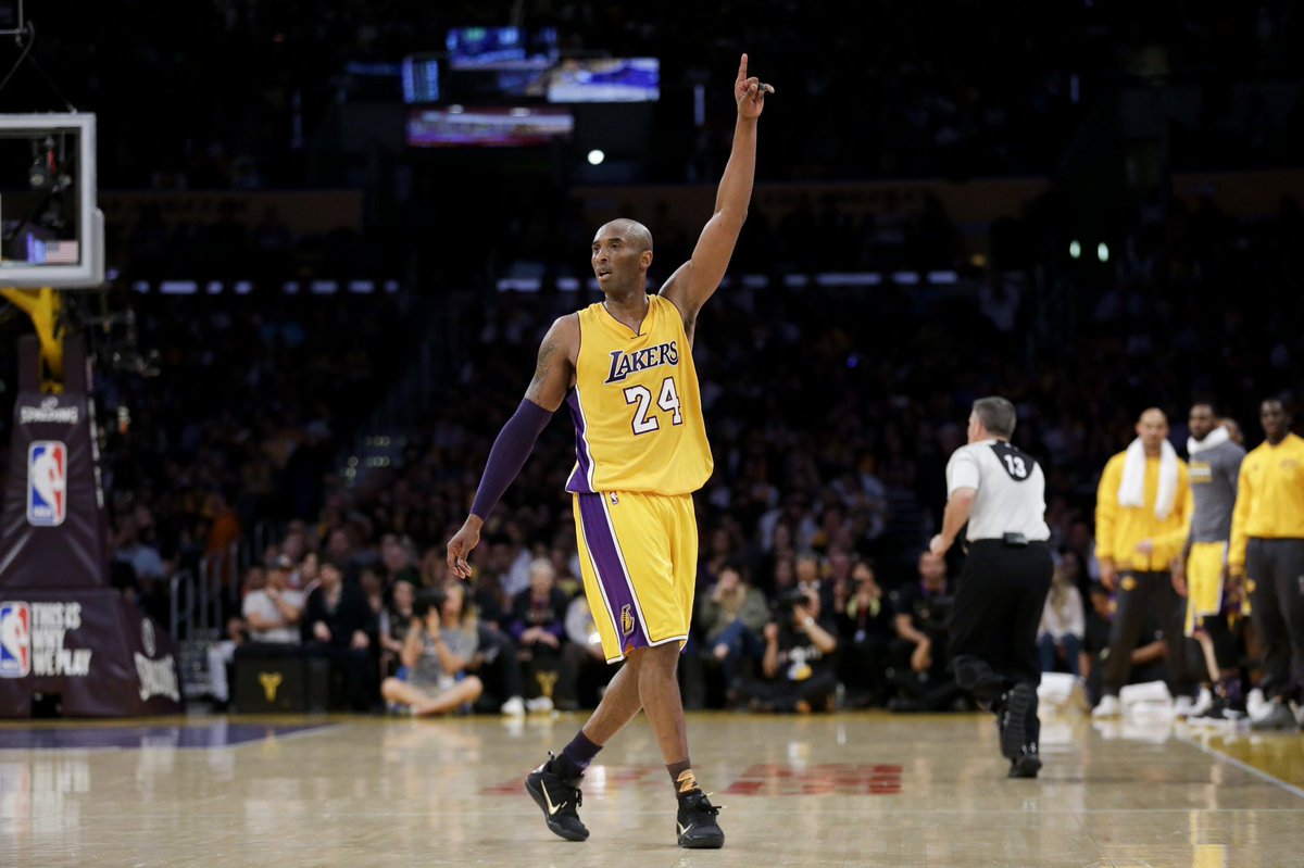 Lake Show tweet media