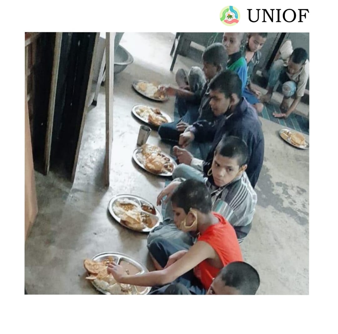 Uniof_org's tweet photo. Yes! We are back with the campaigns! 
In suchdistressed times,UNIOF is reaching out todifferent partsof thenation to knockdown hungerfrom its core.19thAug 2020,membersof UNIOF Patna,reached the Safeena Bal Griha,an orphanage in Patna,Bihar, under our campaign 'Orphan Assistance'. https://t.co/O3RJri8bgH
