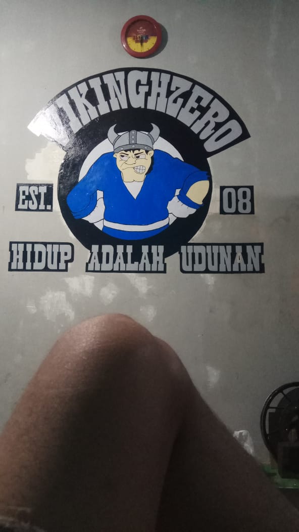 Bukan sekedar rindu tpi kerinduan ini akan terobati bila ketemu kamu di dlm stadion