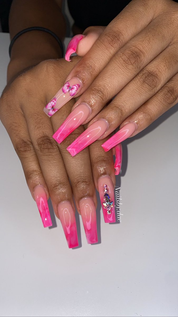 daneishalys_s's tweet image. @ nailsby.dae on Instagram 😘😘 #RT #orlandonailtech #getatme