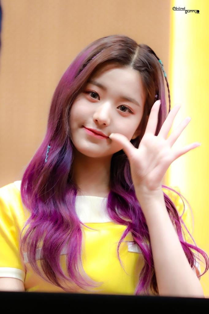 wonyoung's :] smile; a thread