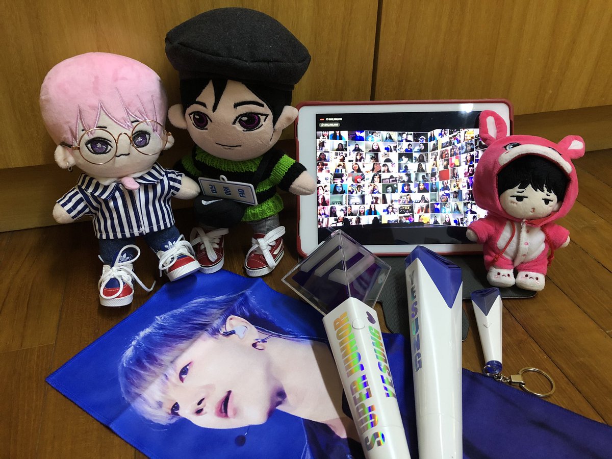 love_pigrabbit's tweet photo. Ready! Ready!!! 💙💙💙
@SJofficial
#SuperJuniorKRY #SuperJuniorKRY_BeyondLIVE #WhenWeWhereUs #Kyuhyun #Ryeowook #Yesung https://t.co/z8LtGQ01cx