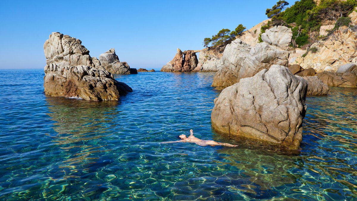No hay que ir muy lejos para estar en el paraíso.
#CostaBrava #Catalunya #Mar #Lloret