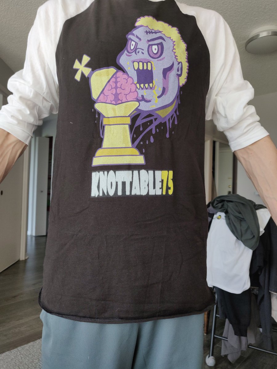 joshknott75's tweet photo. @barstoolsports @OldRowOfficial @bgclaxton #zombies #zombieshirt #twitch https://t.co/PoMAr4GDKu