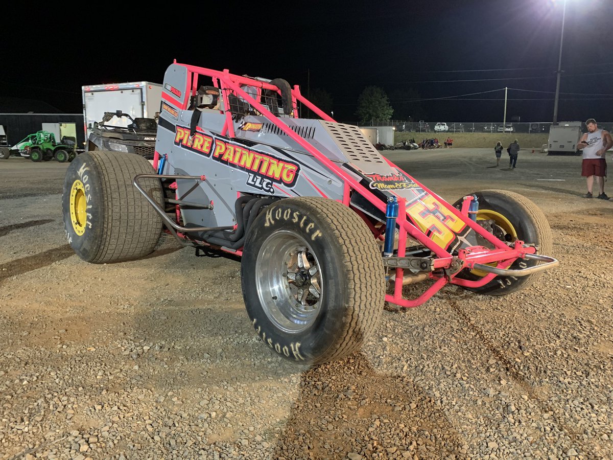 Shawn Donath was tonight’s 8th place finisher and received an extra $100 cash from Larry Drake!!