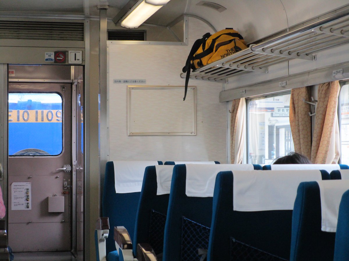 やまてつ on twitter 春日部駅発車メロディ オラはにんきもの 東武鉄道6050系リバイバルカラー 発車メロディがクレヨンしんちゃん になって2年くらいやし クレヨンしんちゃんになってから6050系が春日部駅来るのは初めてか