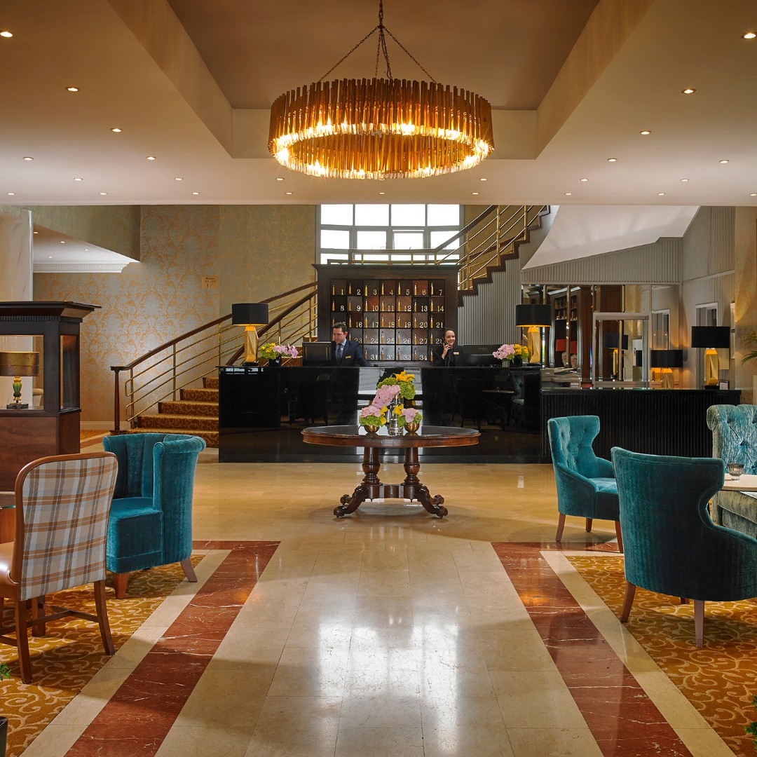 Catch up with friends this weekend at the Park Hotel.  👋😊

Check out our Lounge menu offering breakfast, lunch, afternoon tea, evening bites from 8.00am each day.

#parkhoteldungarvan #flynnhotels #makeabreakforit #lounge #foodthewaterfordway #visitwaterford