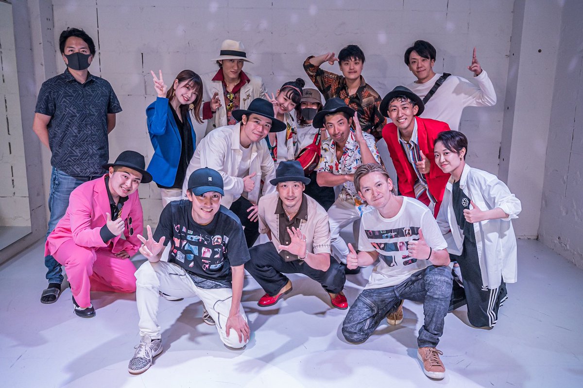 ZIN_HiltyBosch's tweet photo. 昨日はオンラインライブでした。
新作ばかりのライブで制作活動中は大変なこともあったけど、最高の時間を過ごせました。また反省点を活かして次回はさらにパワーアップします。次回開催も11/28(土)に決定しました。さぁ今日からまた頑張るぞ！

#ヒルボライブ https://t.co/W8kQlLBRPw