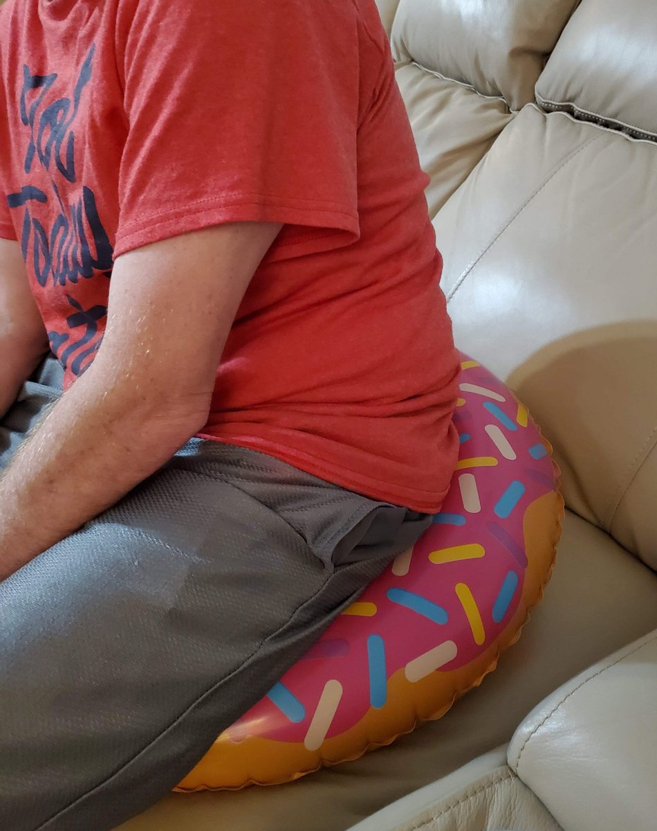 badlilsteven's tweet photo. Some extra cushion was very much needed.
#ouchieouchie!! https://t.co/iEfPxUtRs8