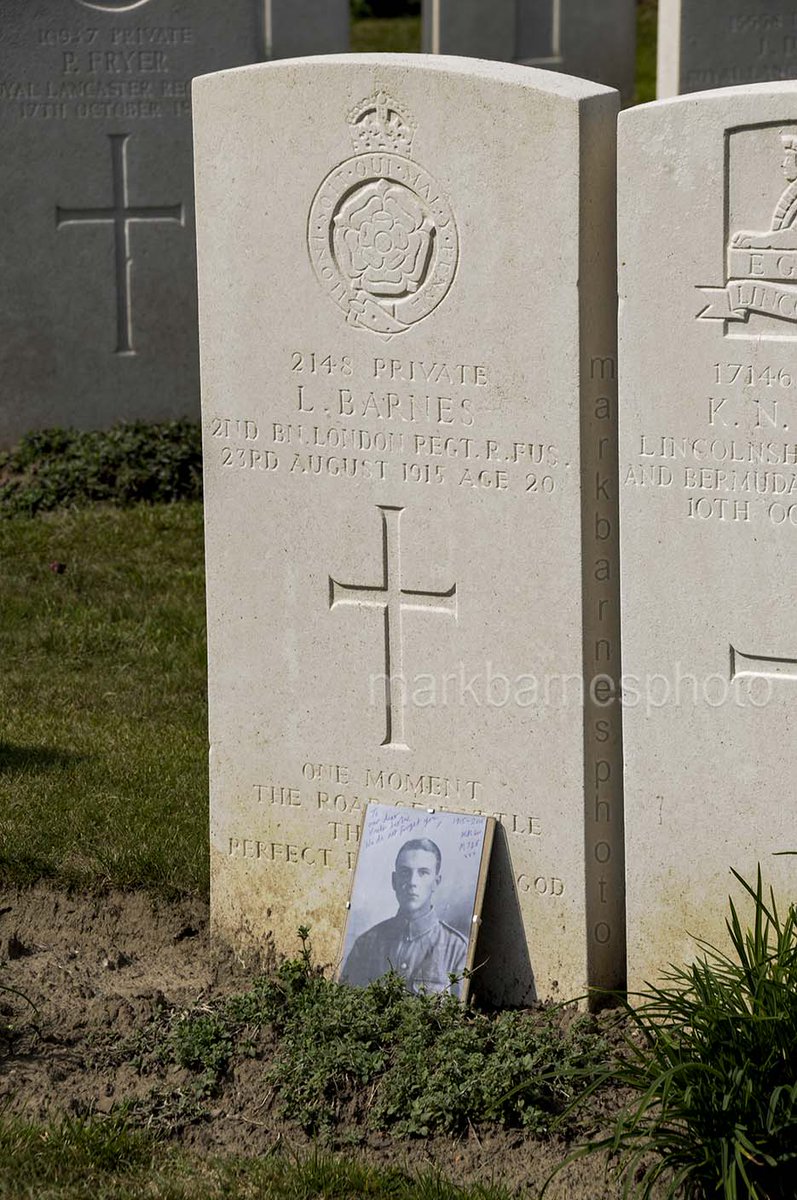 Les and two others - PJ Ryan and Fred Lunn were buried together at Divisional Cemetery. I have been many times, the last for the centenary in 2015.  @CWGC