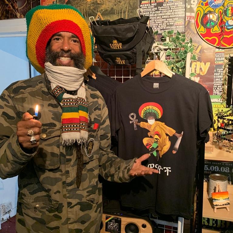 SEE YOU❤TODAY
3pm LIVE JUNGLE🎤🎹❤
OPEN MIC SESZION
9 HIGHT ST CANTERBURY 
CHEK OUT OUR NU SHOP/PORTAL❤💛💚VINYL/MERCH/
#HOUSEOFLYDIA ❤
#junglestarline
@soundsrecordscanterbury