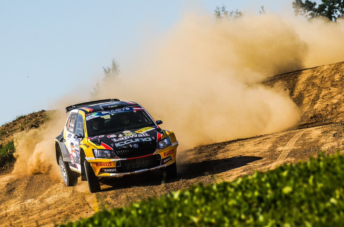 After SS2 #LounaEestiRally 

1. Tänäk
2. Rovanperä +5.9
3. Evans +8.9
4. Ogier +9.5
5. Neuville +13.9
6. Lappi +28.3
7. Pietarinen +52.0
8. Veiby +57.0

#TGS #Silvasti #Skoda #FabiaR5