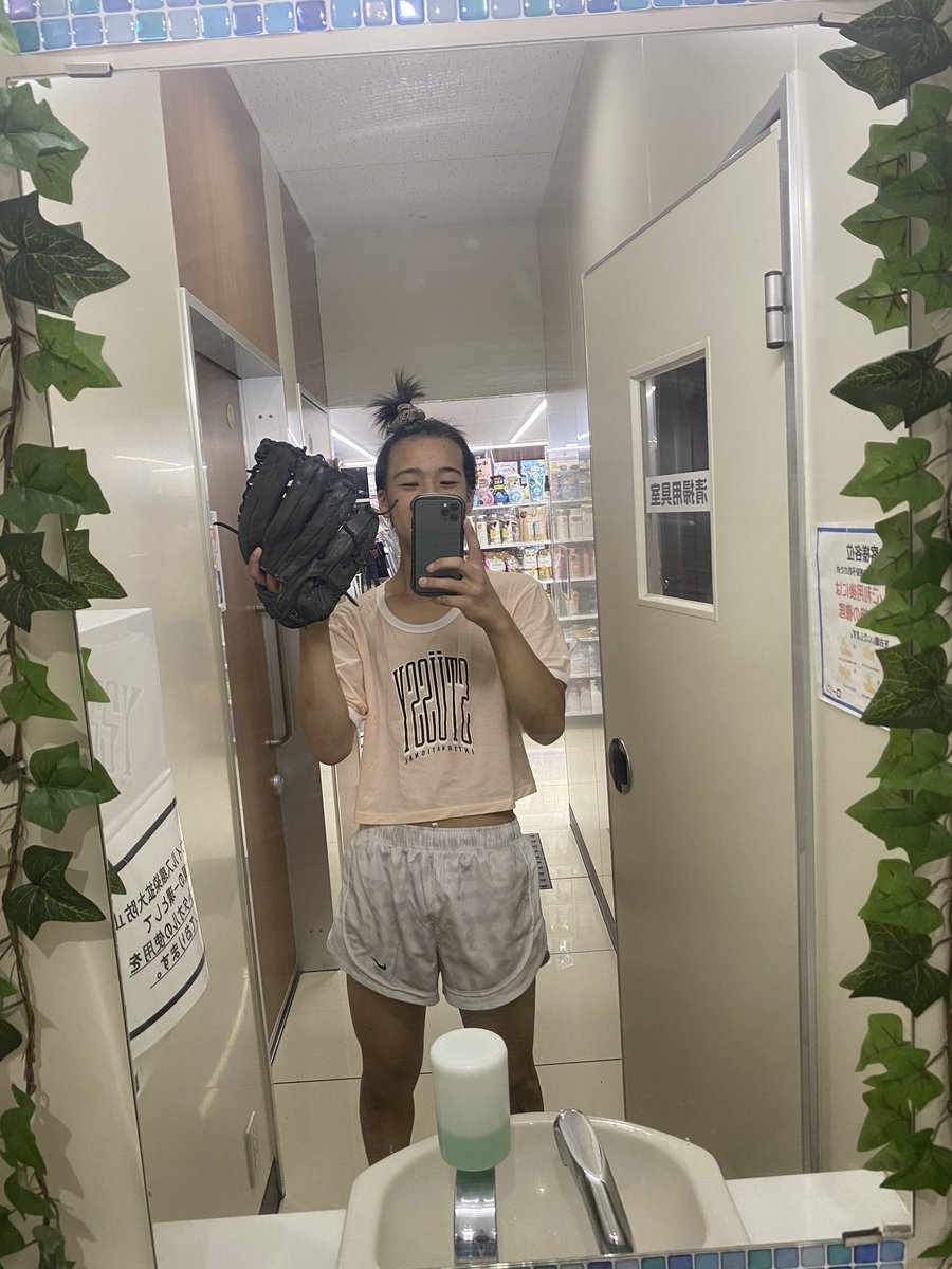 c_glwd's tweet photo. 今日は俺が主役 https://t.co/7H2ssJ35OS