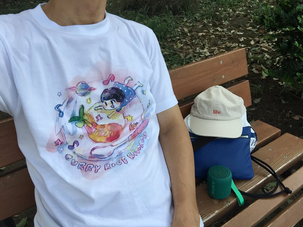 hiroshi_n_usagi's tweet photo. たくさん歩きました。💦
休憩中。
#Megu30T
#LTMY https://t.co/Q9cWrqQszg