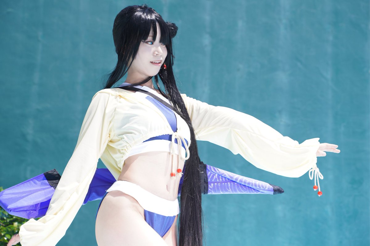 砂百合 夏は溶けている コスプレ Fate Grand Order 牛若丸 水着 空から決めますか Photo Vanesraptor