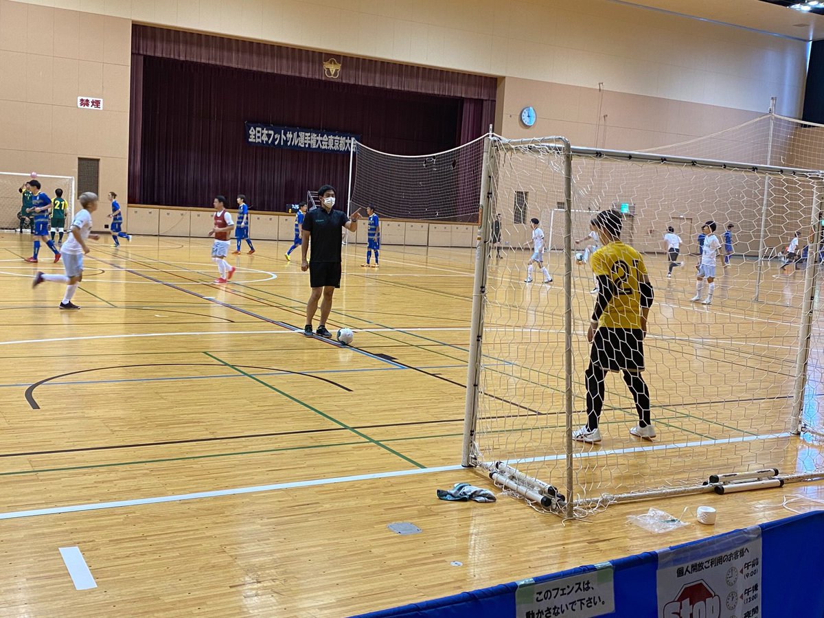 verdy_futsal's tweet photo. ／
6-1 win
記念すべき初勝利！✊🏻
＼

得点者
髙嶋康輝×1
關惟志×2
内田洸介×1
小幡貴一×1
ラファエル×1

#東京ヴェルディ       
#verdy
#verdyfamily
#フットサル
#サッカーが上手くなる
#全日本選手権
#東京都予選 https://t.co/rlJrHvImsa