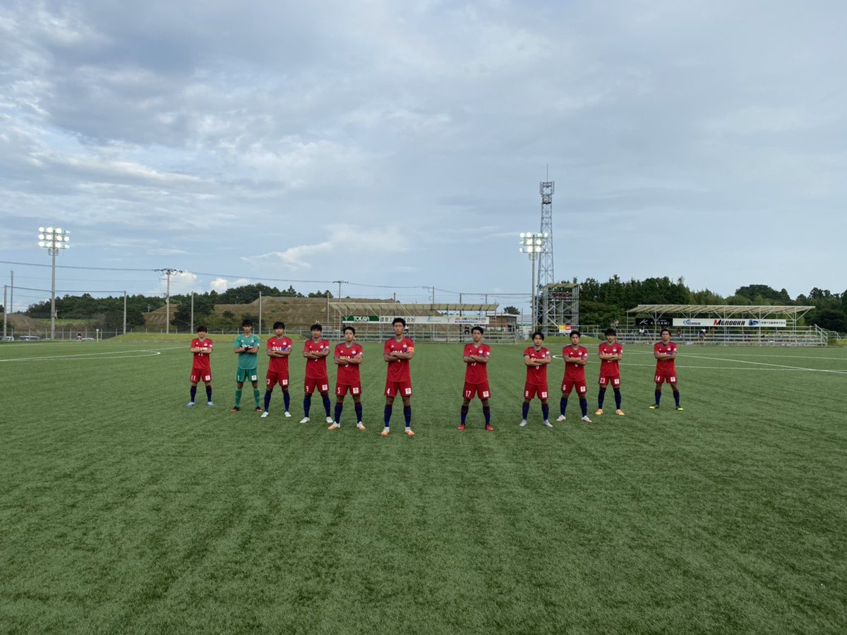 流通経済大学体育局サッカー部 Top ドラゴンズ 第23回茨城県サッカー選手権大会 兼 天皇杯jfa第100回全日本サッカー選手権大会茨城県代表決定戦 準決勝 流通経済大学 Vs 流通経済大学ドラゴンズ龍ケ崎 キックオフ