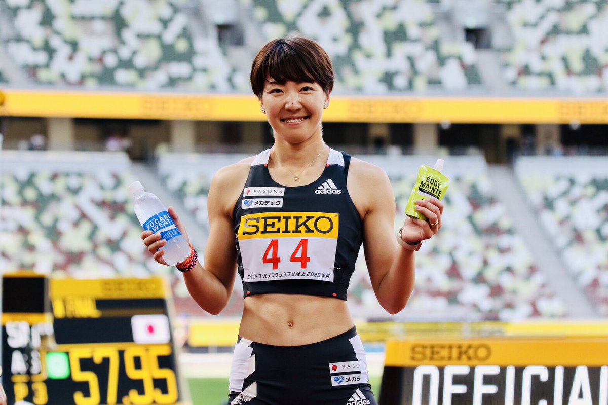 清山ちさと 清山ちさと