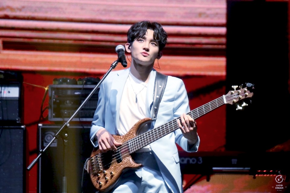 (since i also asked some of you this back then)a thread of wonsang with his bass;