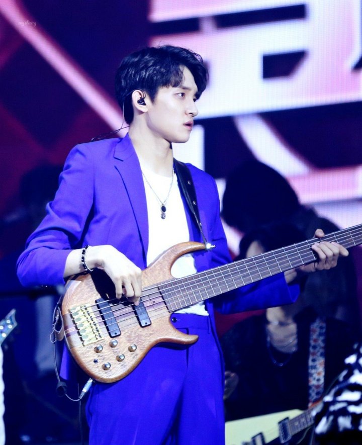 (since i also asked some of you this back then)a thread of wonsang with his bass;