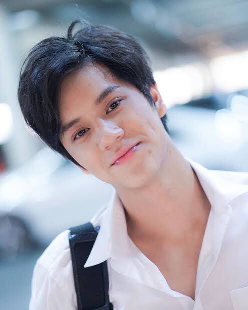— a much needed thread of  #NanonKorapat being the son of  #TayNew which is an exact carbon copy of  #Tawan_V #POLCLOWNTHEJOURNEY  #EUT