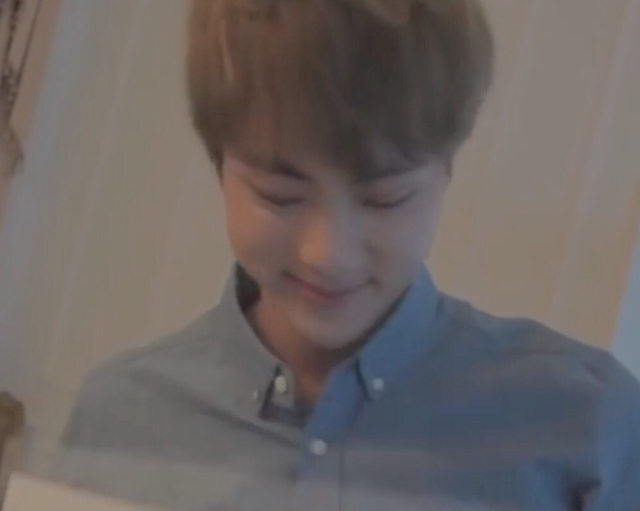 jin pics 🧑🏻🚀 tweet media