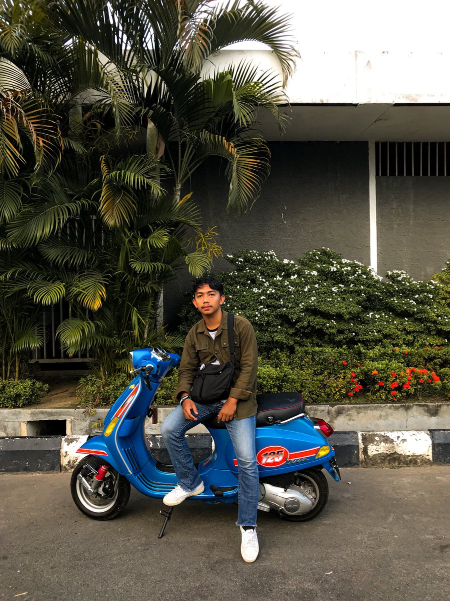 aderabesari's tweet image. Vespa matic password nya 
.
.
.
#bacotsantuy