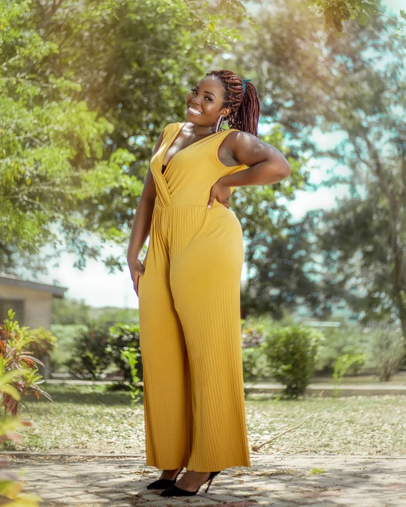 QueenTee_gh's tweet photo. THANK God its Weekend... Happy Sunday Loves..The Church will rise againπΌπͺ
#queenly #queentee #weekendvibes #sunday #church https://t.co/9rLW3nQrwM