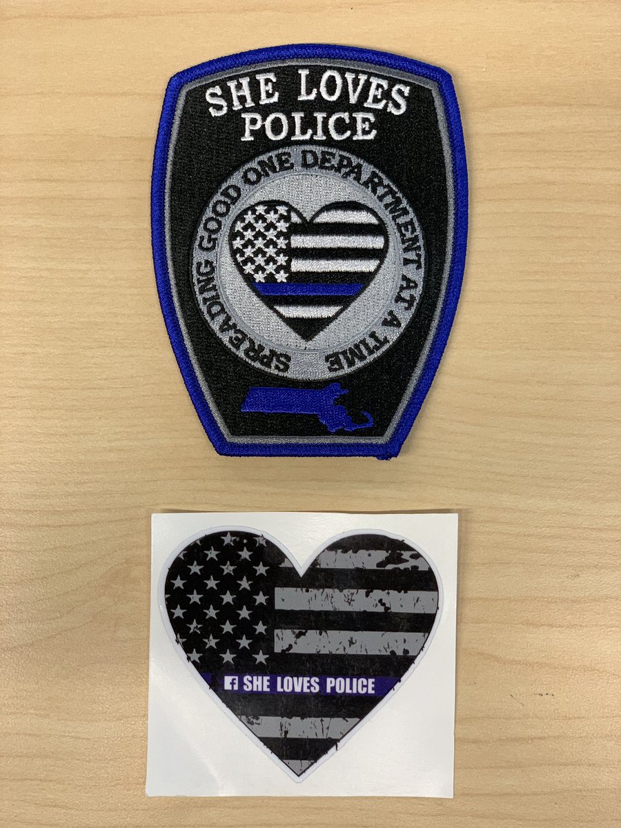 CambridgePolice's tweet photo. We had a very special visitor yesterday. Dakota is on a mission to visit every Police Department in Massachusetts by her 13th birthday. Yesterday, CPD was the #207th agency on her tour. Thank you for visiting and for sharing your patch!! #cambma https://t.co/vFRkY1Lswx