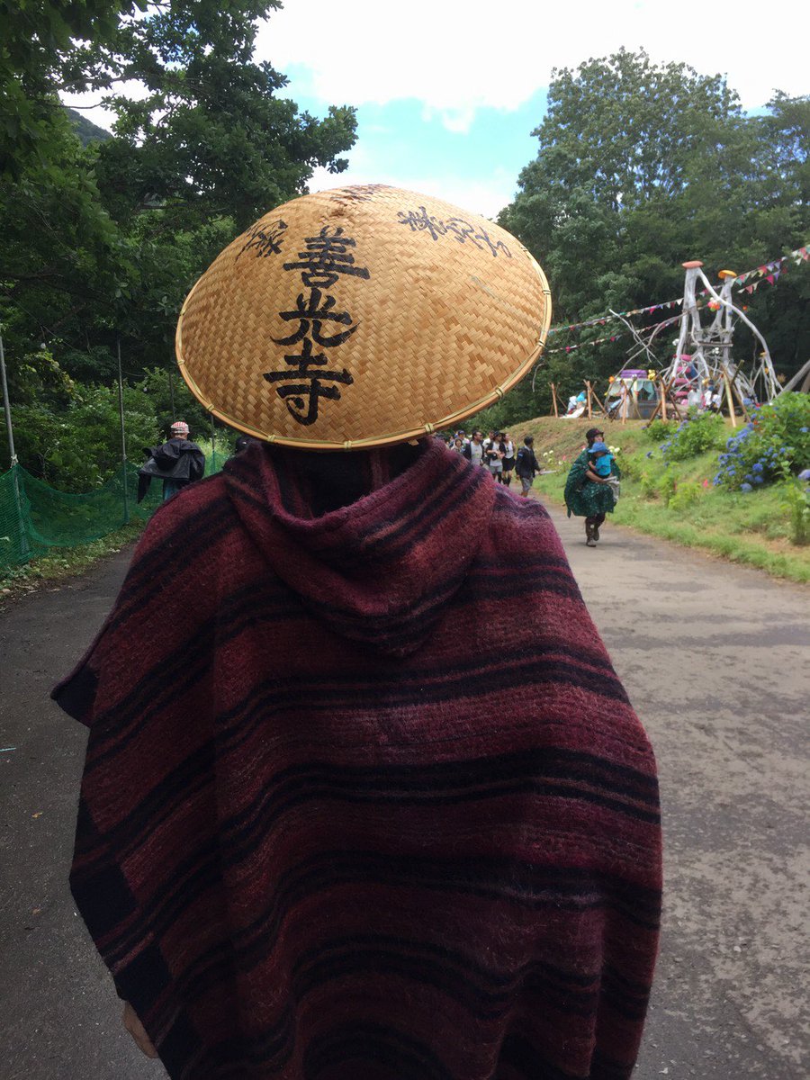 takahi69wada's tweet photo. 3日目も終わりましてね、
今年は初の自宅開催で
17回連続17回目の出場でした。
自宅ではフェス飯という事で、
ガパオや白身フライとポテトで
フィッシュ&チップスとか(笑)
まぁ楽しみましたよ♪。
腹違いで種違いのフジロックの
兄弟達よ、また来年。
#フジロック2020 #FRF2020
#フェス飯 https://t.co/s7KI3Km2Iz
