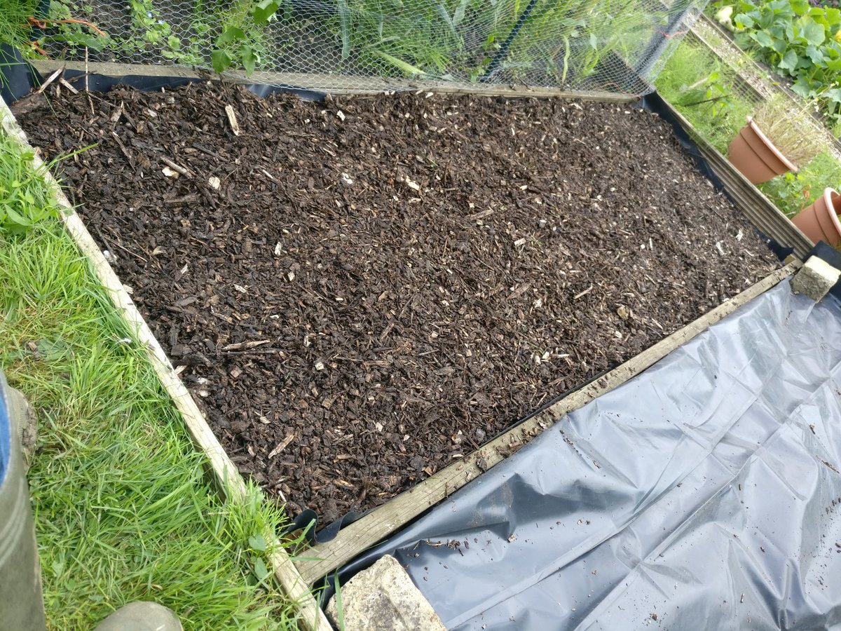 plot9a's tweet photo. Thicker liner installed! Not cheap but hopefully worth it. https://t.co/RW8IRONvLh