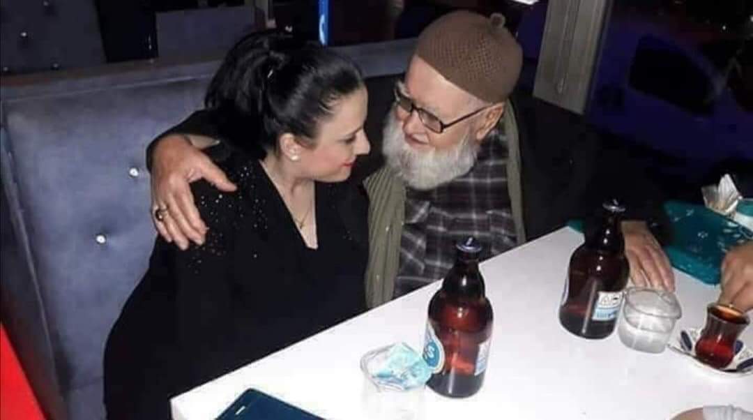 Tarlayı da sattım umreye gidicem sen de gel masraflar benden beraber takılırız. 
#pazar