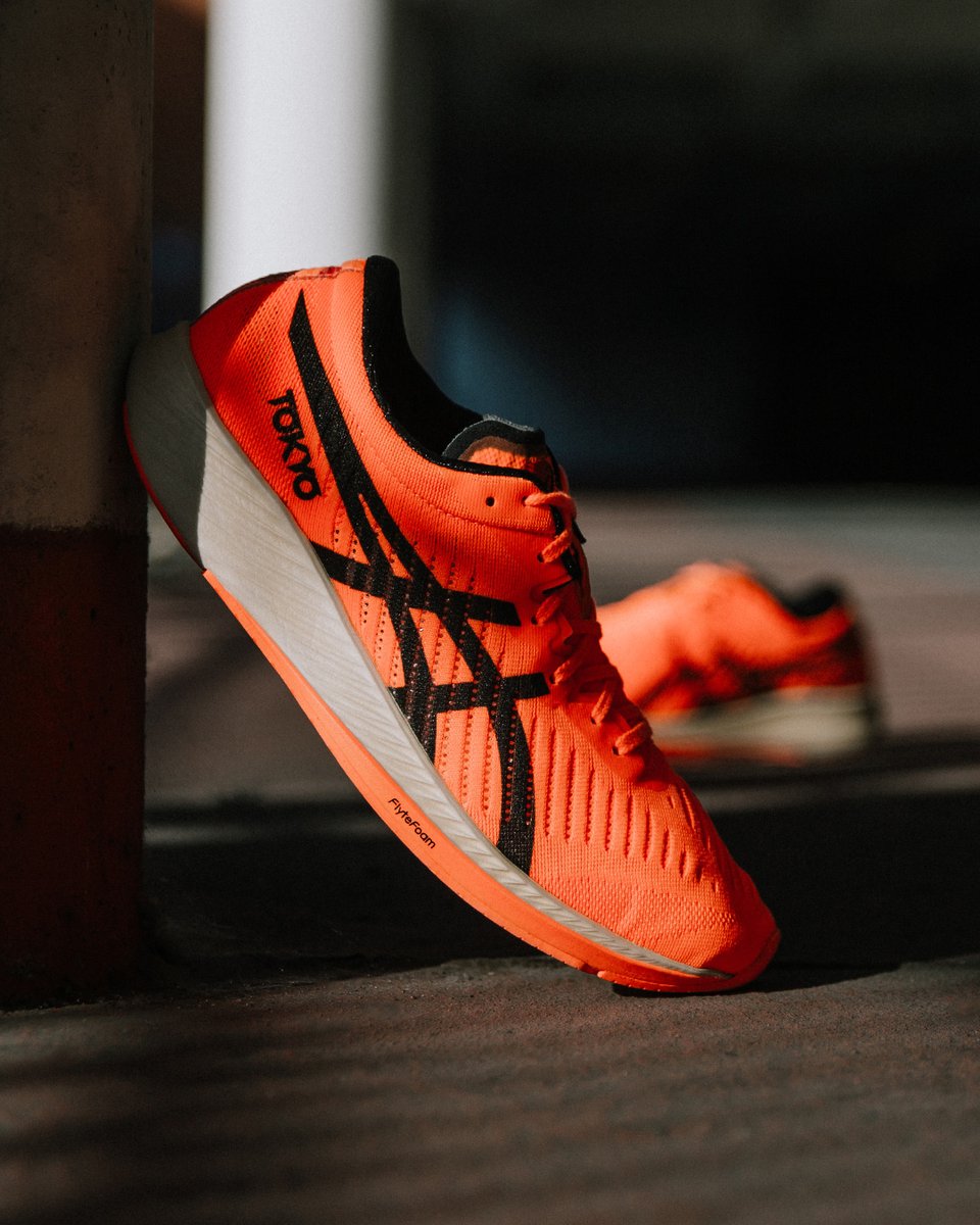 ProD_Running's tweet photo. Take your running to the next level with more efficiency, carbon plated response, and that FlyteFoam toe-off for a truly smooth transition. ⠀
This is the Asics Metaracer Tokyo ⚡⠀
⠀
Read More https://t.co/WYdVAWxJED
⠀
#FeelFast #ASICS #ASICSMETARACER #METARACER #ASICSRunning https://t.co/Zq3XuuQU2n