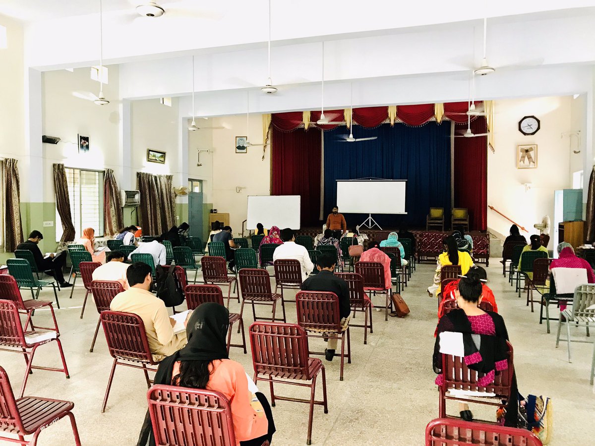 SanawarBalam's tweet photo. سرگودھا پیرش اکیڈمی میں اقلیتی نوجوان طالب علموں کی کلاسیں جاری۔
#presentationconventschool #sargodha #ConventSchool #youth #minorityyouth
#CSS #CSS2021 #csstudents #cssminoritystudents #minoritystudents #minorityyouth #districtsargodha #SanawarBalam #humanrights #minorityaffairs https://t.co/HssyQBoykd