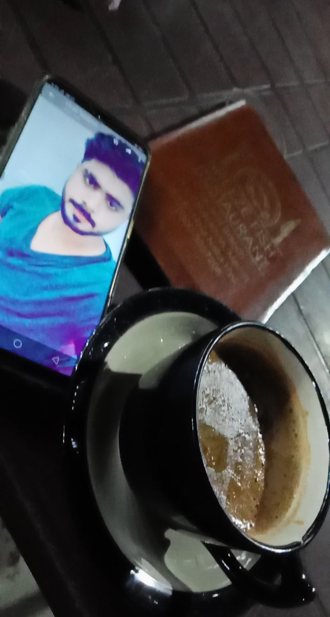 Uzair Ahmed (@druzairahmed) on Twitter photo وبا کے دن گزر گئے 
اک ملاقات رکھیں چائے پر ؟ وبا کے دن گزر گئے 
اک ملاقات رکھیں چائے پر ؟