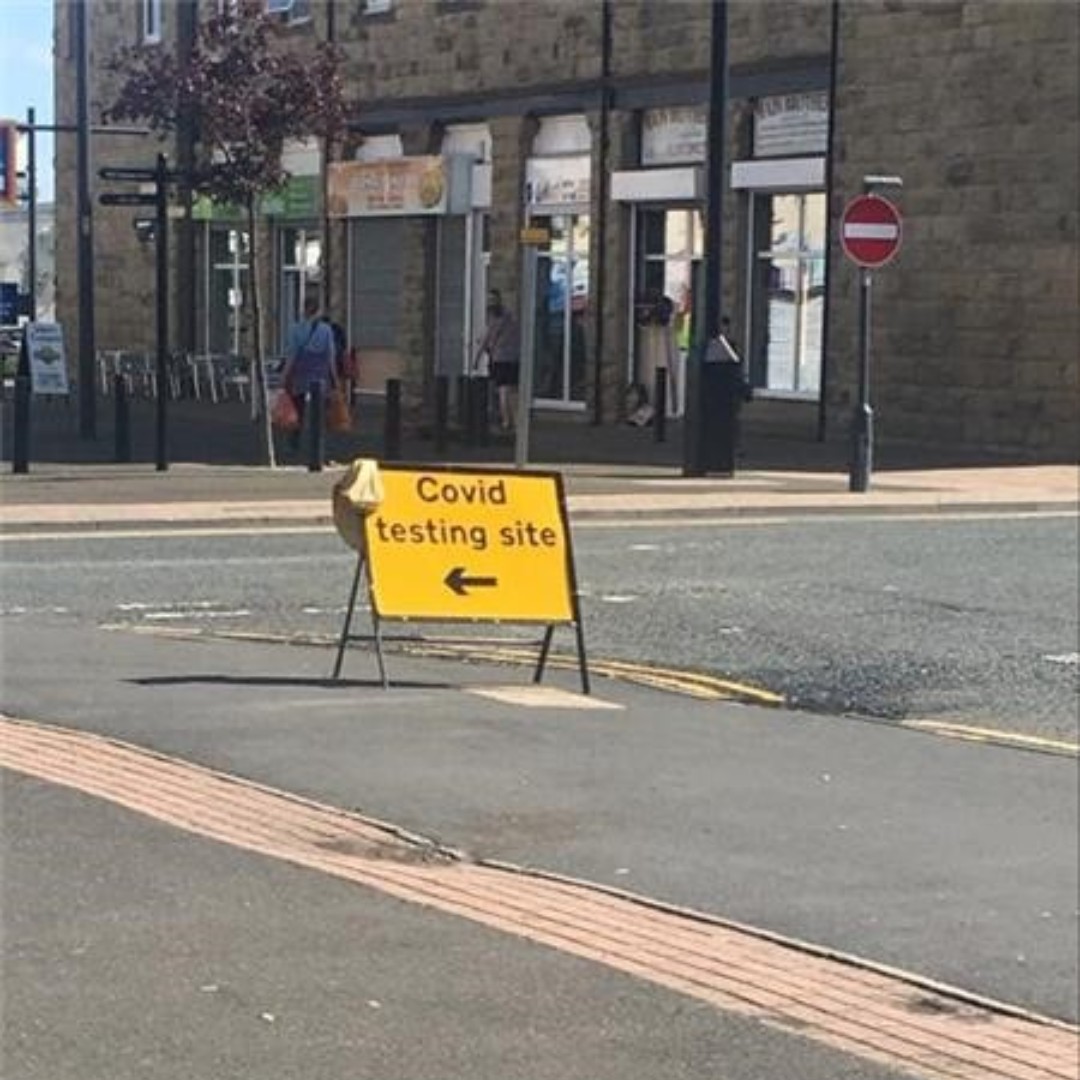 DurhamCouncil's tweet photo. If you live in the Stanley area and have #Coronavirus symptoms, we’ve set up a mobile testing unit for you. This is to make access to testing easier for people in this area, but anyone can book a test at any testing site in the county – see a list at https://t.co/24UWvEoN2m https://t.co/zqQRuiSm2u