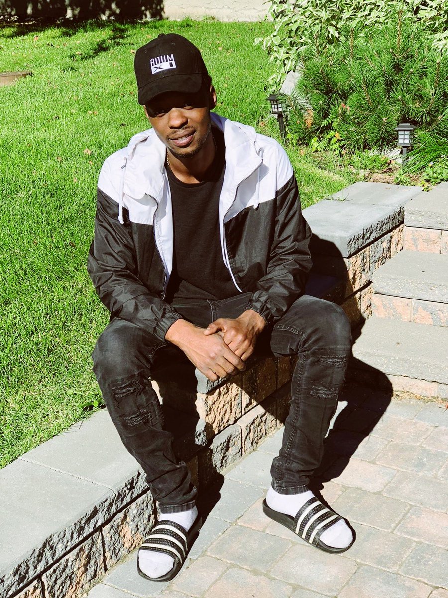 ErickRush's tweet photo. 🎵Baby won’t you just stay, I don’t wanna get in your way, but bumpin’ into me was your fate 🥰
.
.
I know I been holding out but later today I’ll drop the cover and date for my new single #Stay 🎶
.
#FeelingCute #Stay #ErickRush #Single #RoomXI #YEG #Southside https://t.co/bJVS1r9zeO