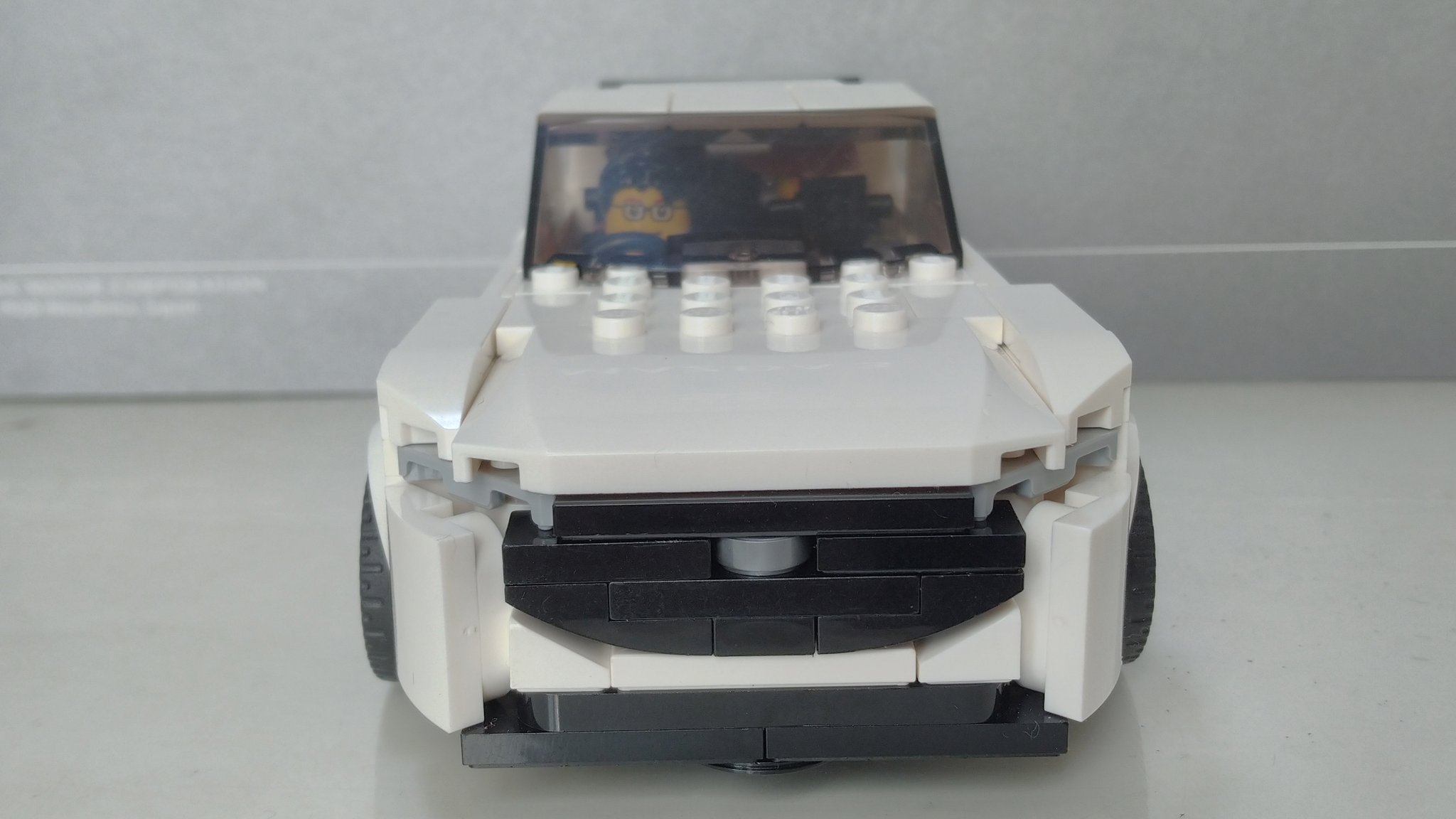 最澄 レゴでmazda3 Fastbackをつくりました 次の家車となる予定の車なので 気合いを入れていつもより大きめのサイズ 8幅 で制作 このサイズは初挑戦でした 一応フィグ4人乗り対応 内装も作り込みました 早く実車に乗りたい 笑 Mazda3 T Co