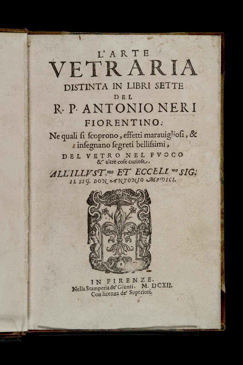 In 1612, Antonio Neri, a Florentine priest and expert in alchemy published L’Arte Vetraria, the first manual of glassmaking technology. It was a collection of recipes taken from secret Venetian recipe books, which he had tested in collaboration with masters of Murano.
