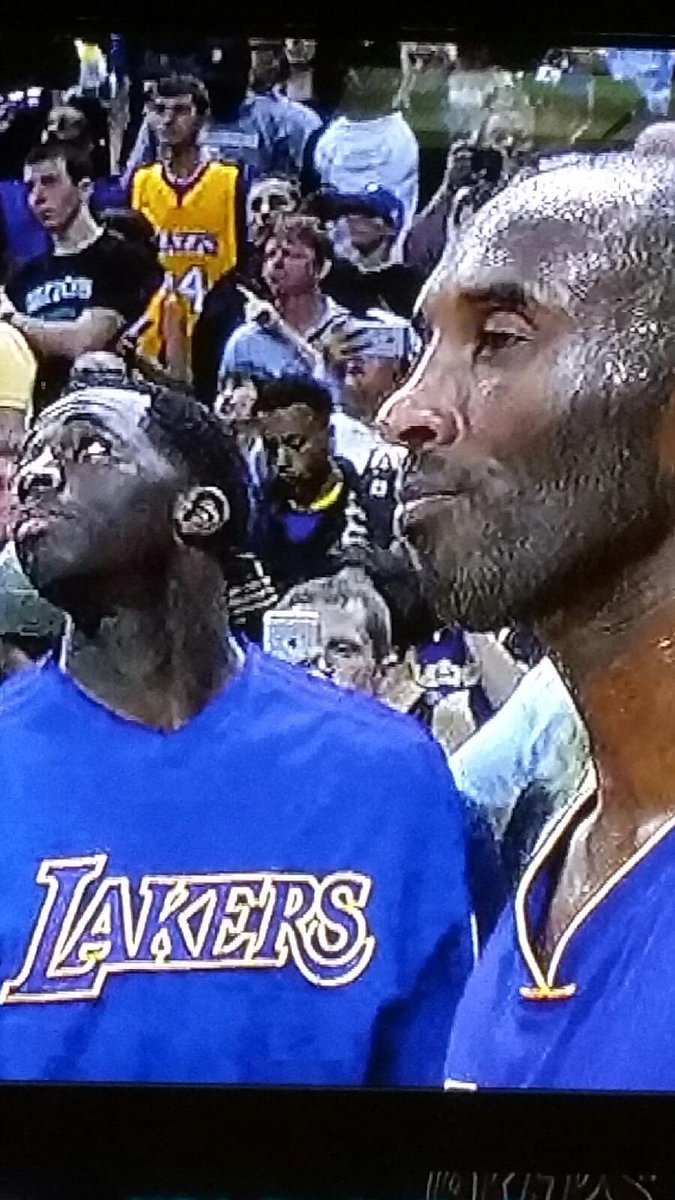 1YoungVino's tweet photo. Just a fan in the stands.....#KBForever https://t.co/NRHoY7CrDN