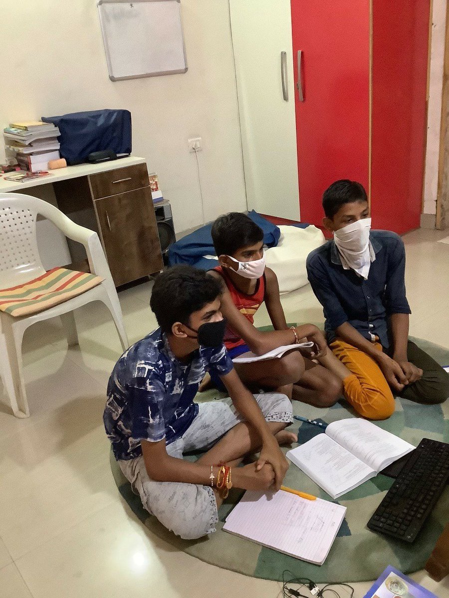 CampaignYolo's tweet photo. The Covid19 pandemic had brought project #VidyaVistar to a standstill, wherein @Sarvahitey_NGO used to teach underprivileged students at study centres across Delhi NCR. However, even when all doors seemed closed, YOLO came forward and revived the initiative as #YOLOKids. https://t.co/N6q46TIThy