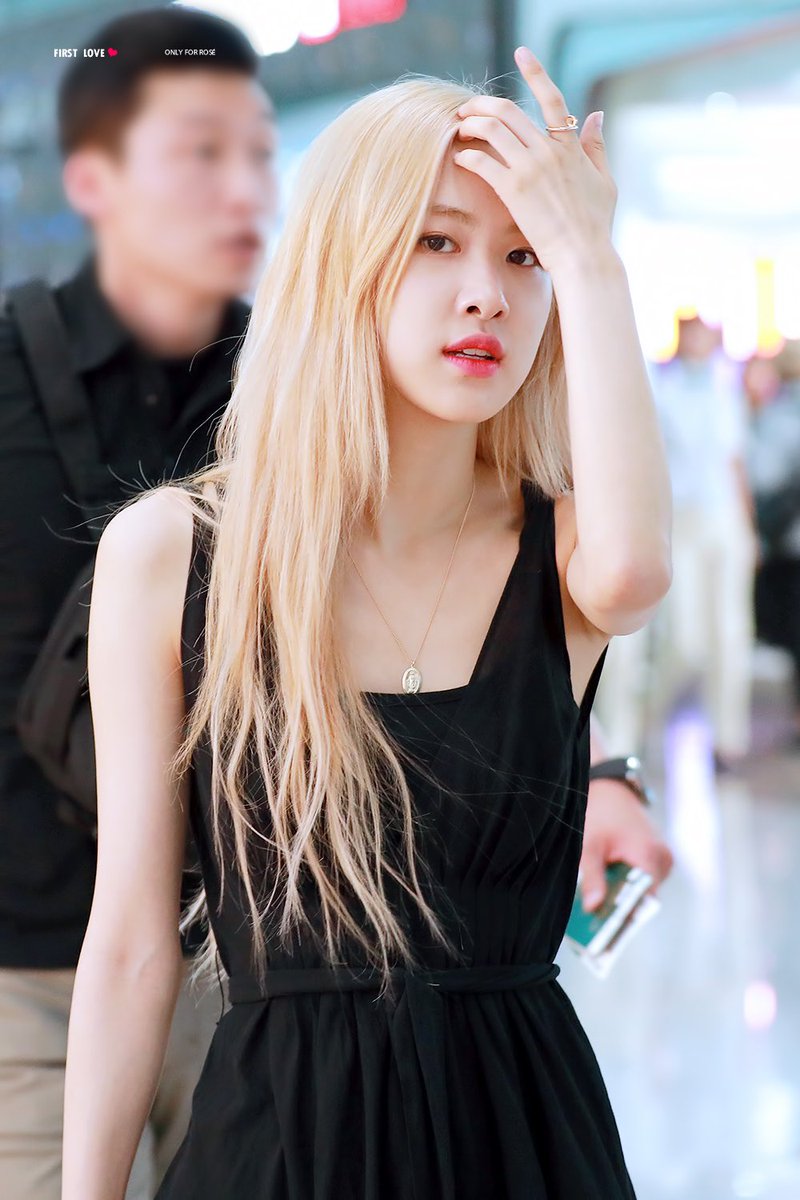  #ROSÉ    @BLACKPINK