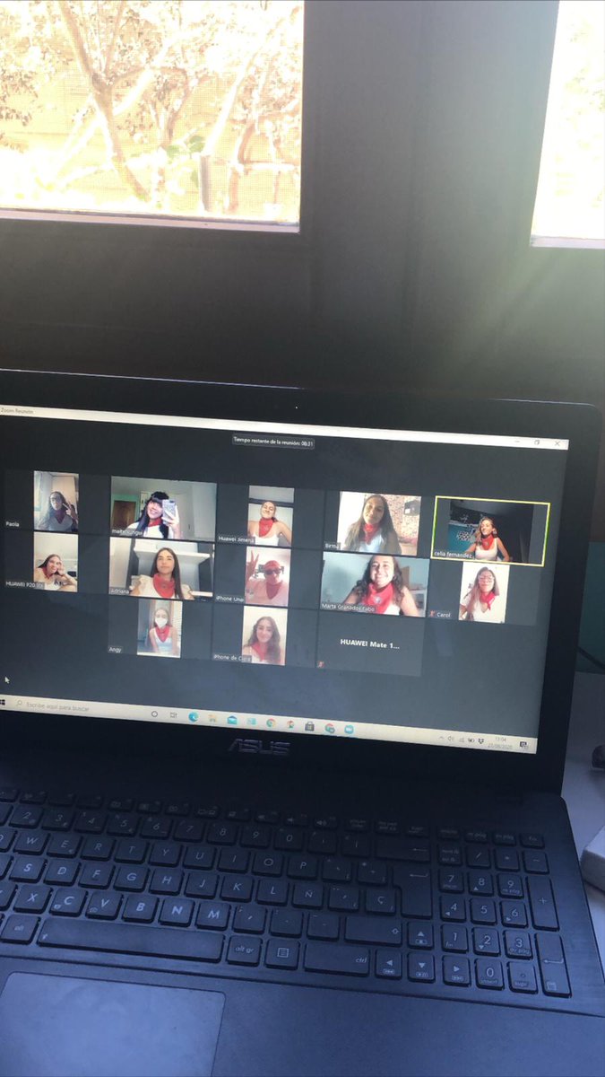 Un 23 de agosto en mi puta casa pero un 23 de agosto