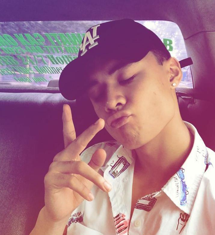 rsndmelaaaaa's tweet photo. HAPPY BIRTHDAY our fil-amazing&amp;talented boy from Illinois🎉thank u for inspiring &amp; making us happy as u always do.May Godbless u good health &amp; success on your studies &amp; career.I hope to meet you again in person.May your  birthday be as amazing as you are. iloveyou @rusreymusic 💙 https://t.co/HWRP68Fxsh
