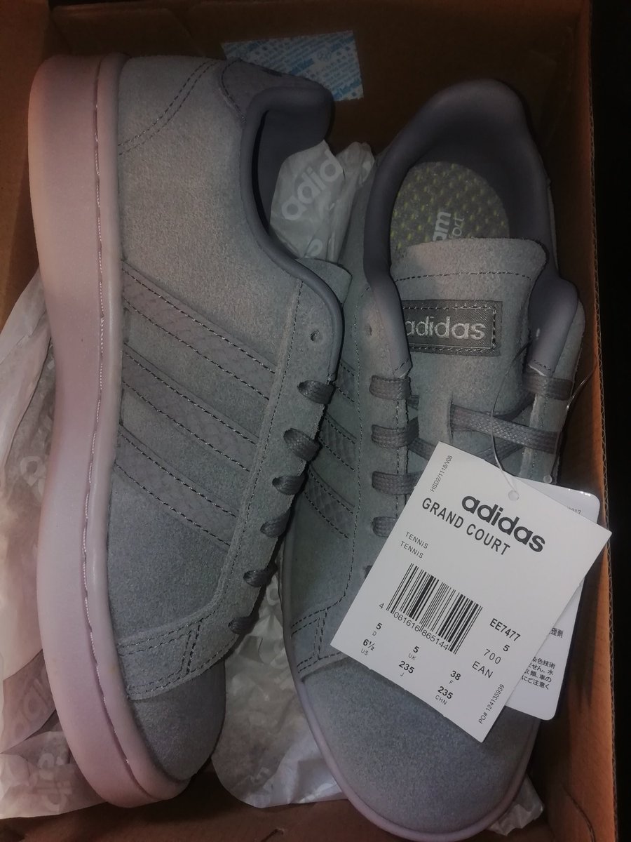 ntlailanet's tweet photo. Good day Mzansi
FOR SALE: Women's 🚺 Adidas Grand Court Grey/Pink 💯 %Authentic Size 5 @ only R800
I'm on WhatsApp 071 441 8688/calls 081 383 3505...Thank you 🙏 https://t.co/oL4aspNFxO